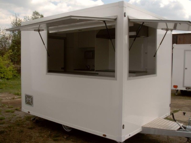 Przyczepa Lodziarnia - zabudowy specjalistyczne