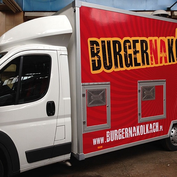 Burger na kółkach - Food Truck - zabudowy specjalistyczne