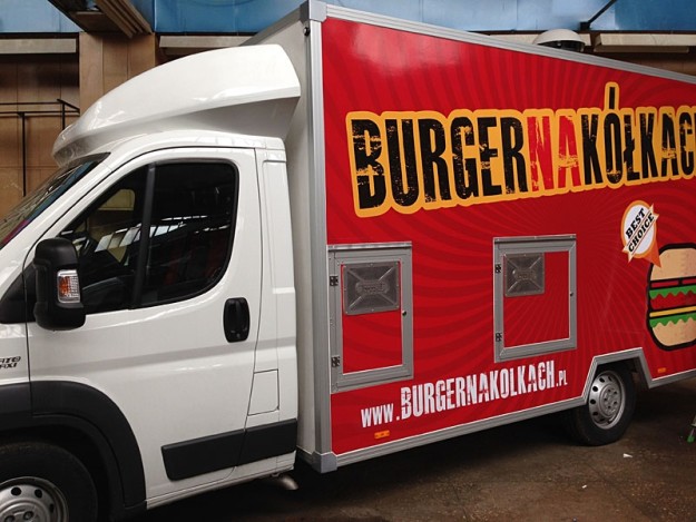 Burger na kółkach - Food Truck - zabudowy specjalistyczne