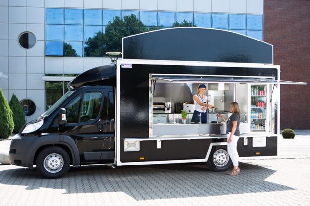 samochód gastronomiczny