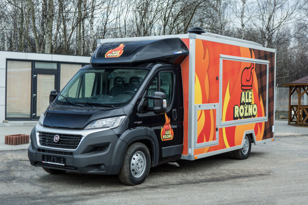 Samochód do sprzedaży kurczaka - zabudowy specjalistyczne