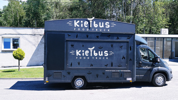 Samochód gastronomiczny - Kiełbus - nadwozia specjalne