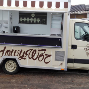 Samochód gastronomiczny - Lodowy wóz - zabudowy specjalistyczne