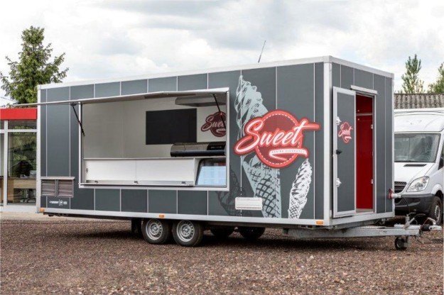 Przyczepa do sprzedaży lodów - kontenery specjalistyczne