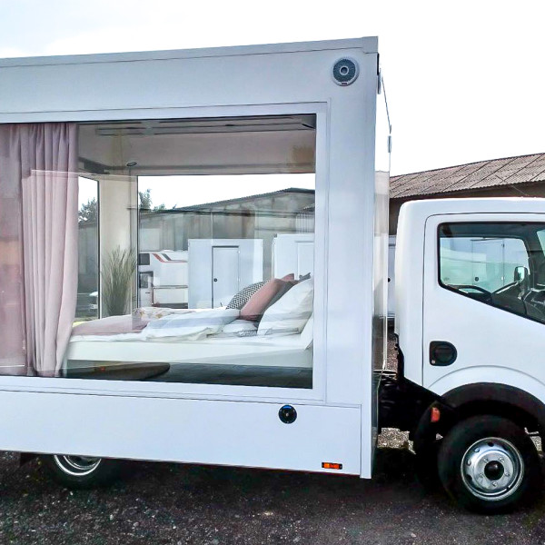 Samochód ekspozycyjny - nadwozia specjalne - Bannert