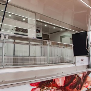 Samochód do sprzedaży mięsa