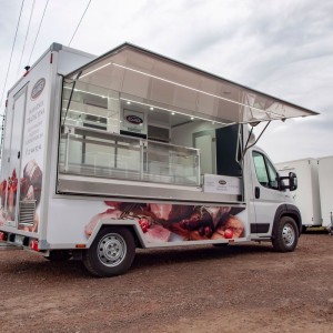 Samochód do sprzedaży mięsa