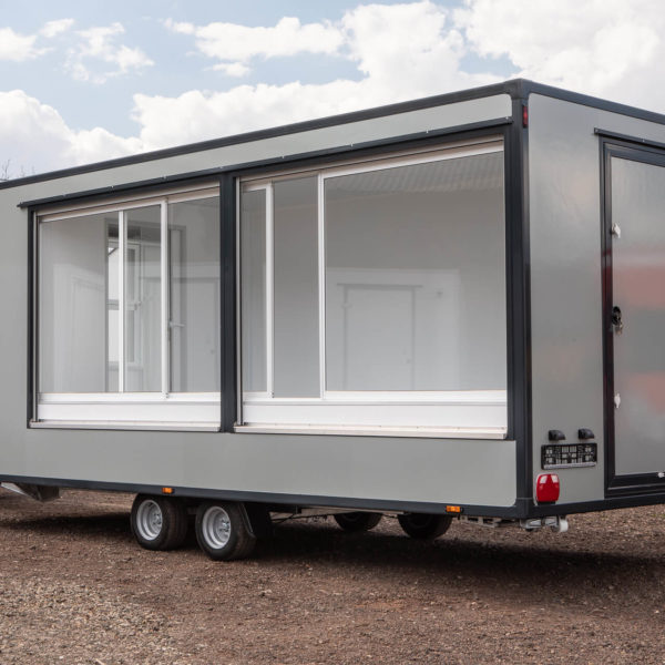 Przyczepa gastronomiczna 6m