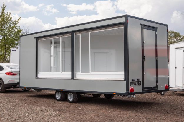 Przyczepa gastronomiczna 6m