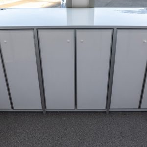 wnętrze przyczepy izotermicznej