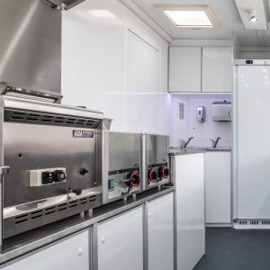 Przyczepa gastronomiczna wnętrze