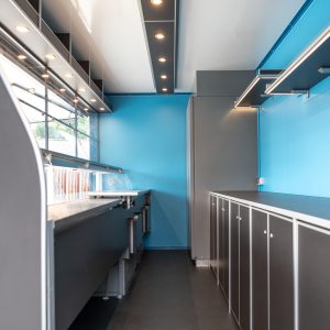 Przyczepa 5,0m z ladą chłodniczą