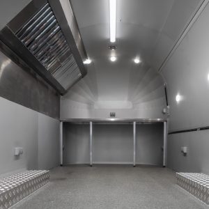 przyczepa nierdzewna