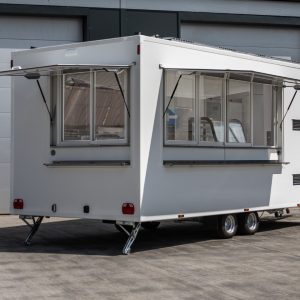 przyczepa z toaletą