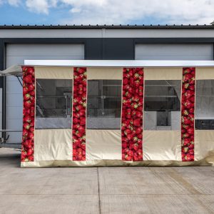 przyczepa z plandeką