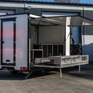 samochód ekspozycyjny