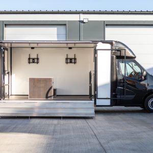 samochód ekspozycyjny