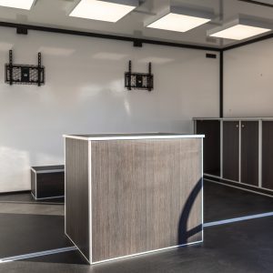 samochód ekspozycyjny