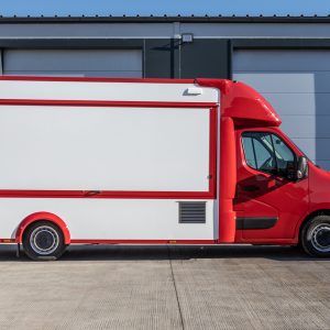 samochód gastronomiczny z mięsem