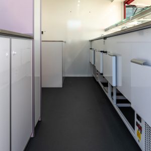 samochód gastronomiczny z mięsem